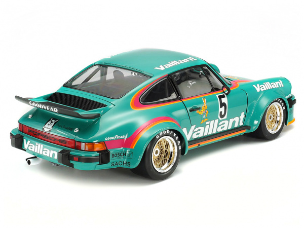 12056T 1/12 Porsche 934 Vaillant Tamiya