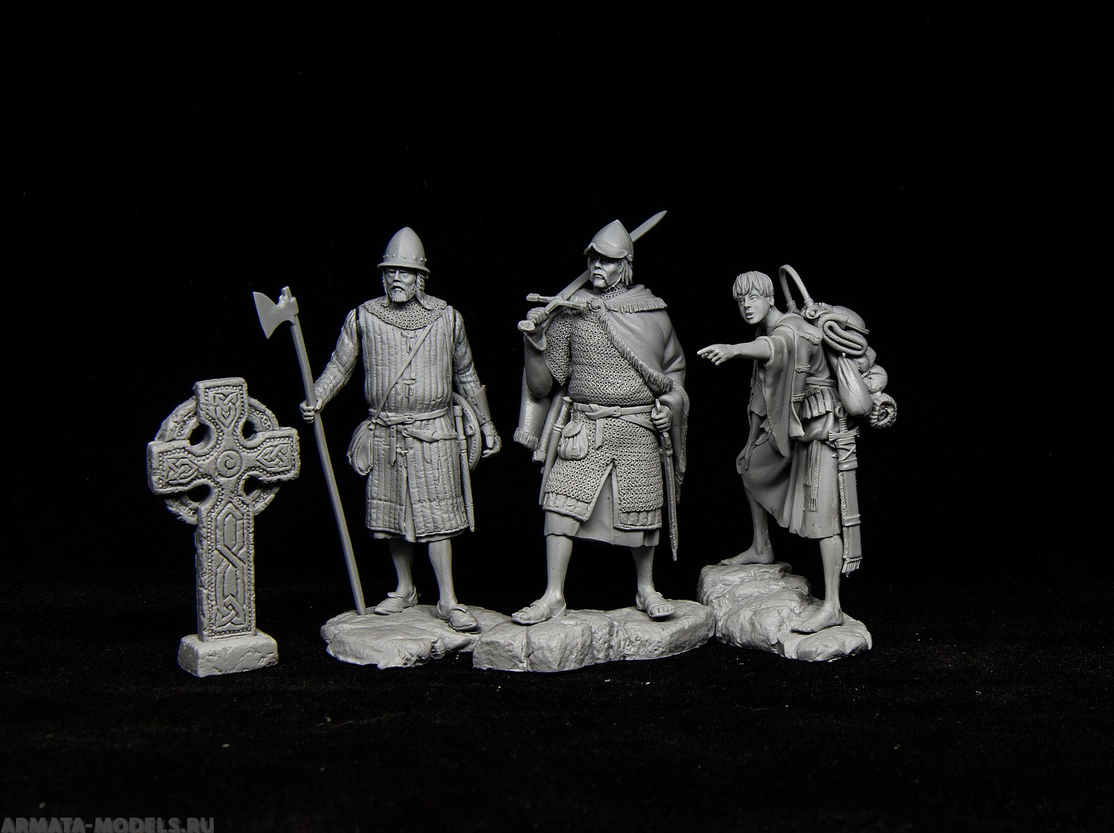 TH-54002 Декоративная фигурка из смолы;Ирландцы 16 век (Gaelic-Irish Warrior)  54мм ScaleBro