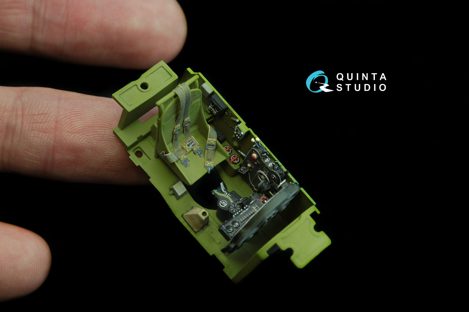 QD48031 1:48 3D Декаль интерьера кабины  P-38F (для модели Tamiya)