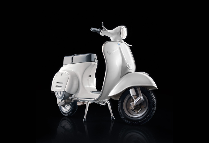 4633ИТ Скутер VESPA 125 PRIMAVERA Italeri