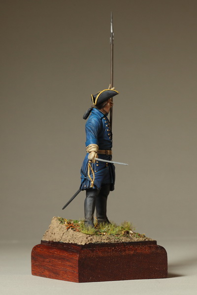 75-003SOGA Swedish infantry officer. Great Northern War 1700-1721. SOGA Miniatures