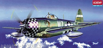 12474 Самолёт  P-47D Thunderbolt 